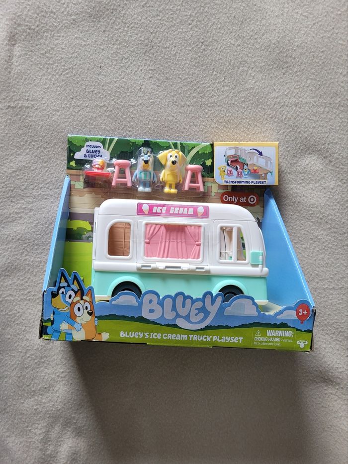 Bluey's ice cream truck playset