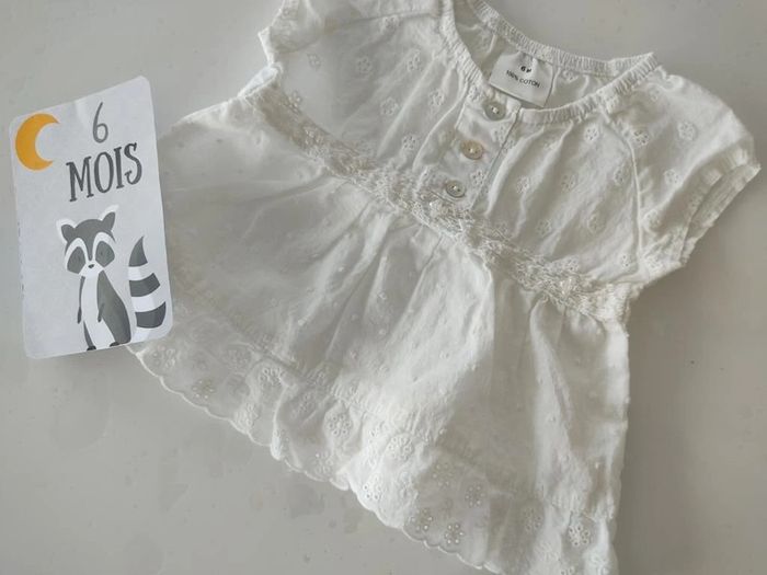 Ensemble tee shirt et jupe taille 6 mois - photo numéro 2