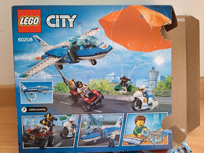 Lego 60208 l'arrestation en parachute avion moto police quad - photo numéro 2