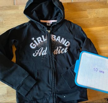 Sweat zippé taille 10 ans de marque Z génération