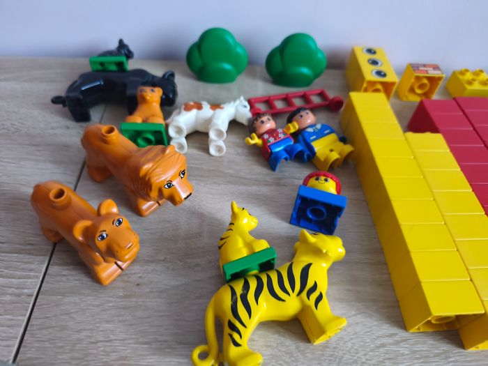 159 pièces lego Duplo - photo numéro 4