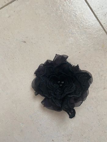 Broche en fleur
