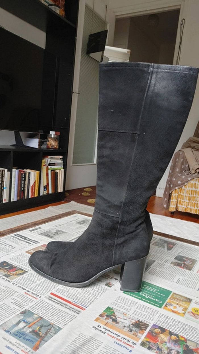 Bottes haute vintage en cuir et daim marque Bally folaga talons carré block bout rond - photo numéro 3