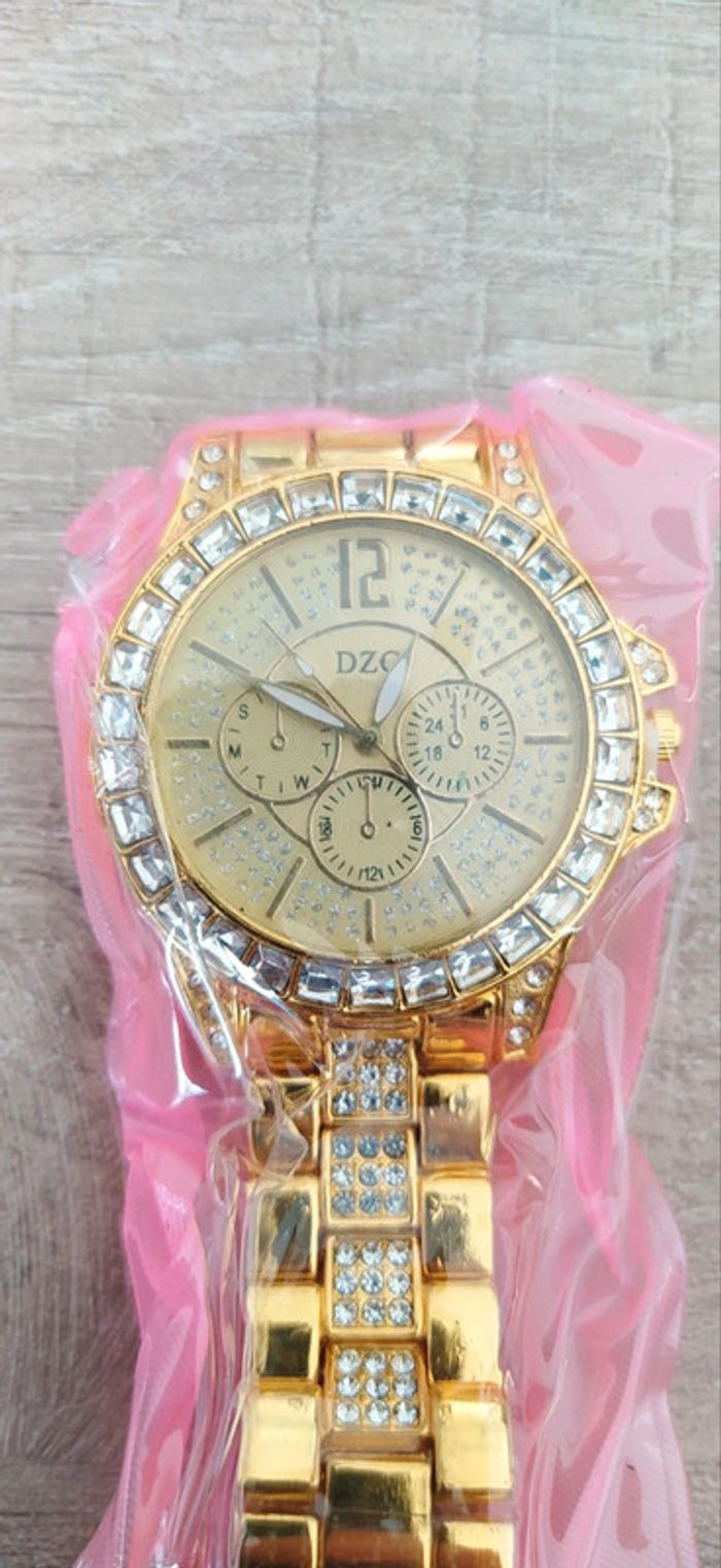 Montre neuve - photo numéro 2