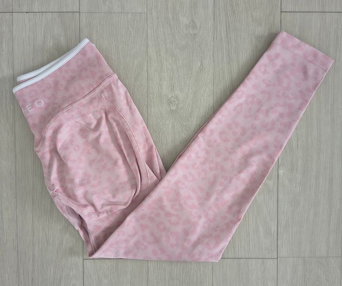 Legging Teveo Contrastline Sculpt Scrunch Léo Rose