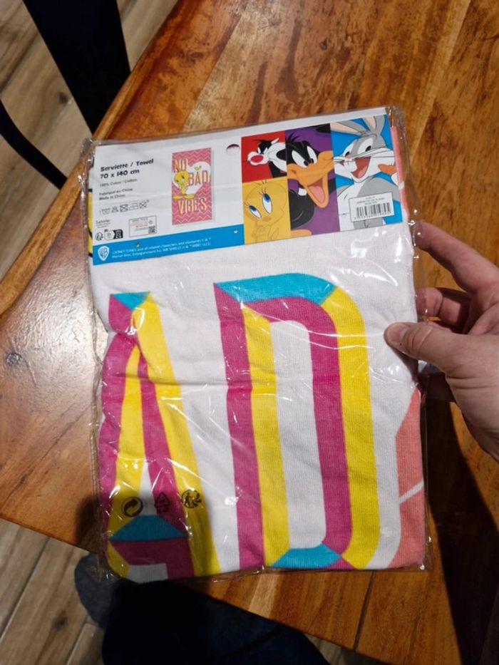 Serviette de plage Looney Tunes Titi - 70x140 cm - Rose 100% coton - photo numéro 2