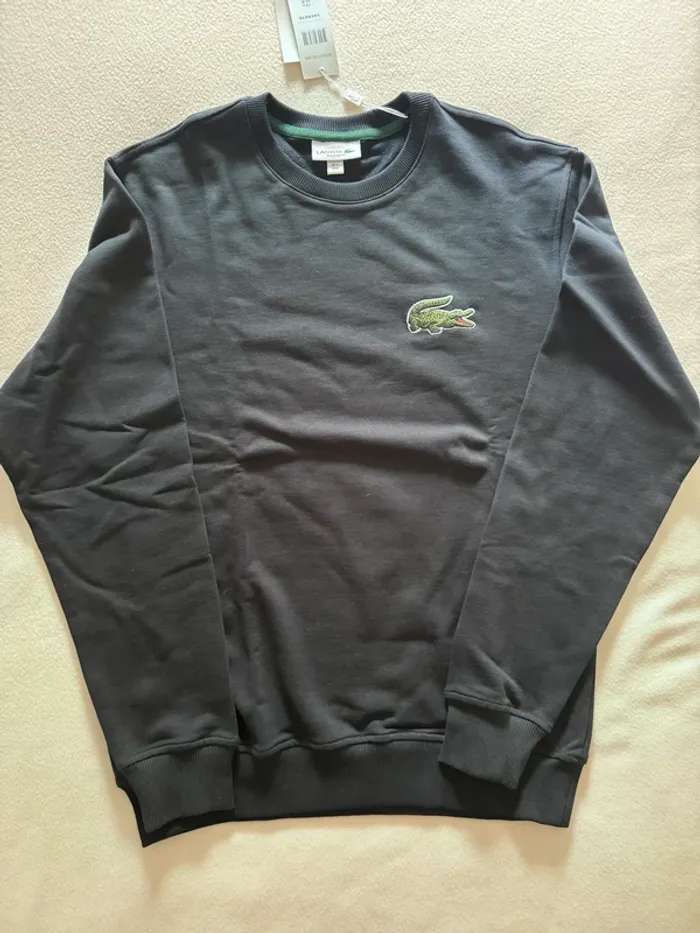 Sweat bleu marine Lacoste taille M - Grand Logo - Neuf - Valeur 150€ - photo numéro 2