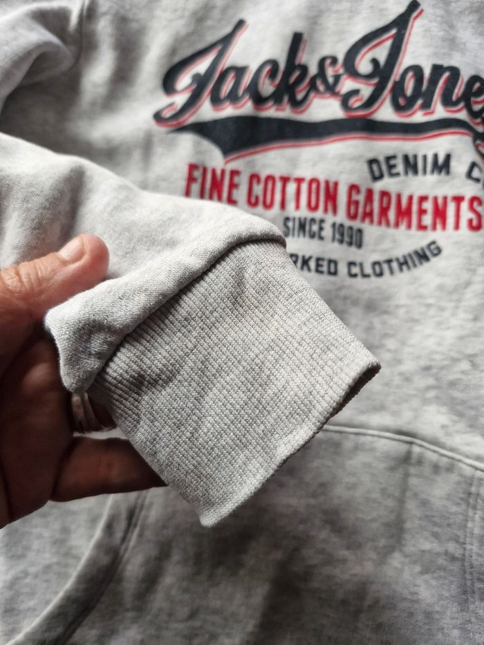 Superbe sweet à capuche - photo numéro 4