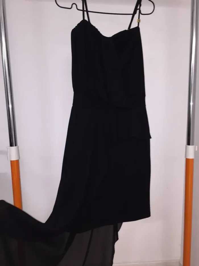 Magnifique robe noire - photo numéro 2