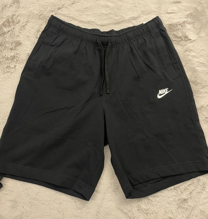 Ensemble Nike noir Short + T-shirt - Taille L - photo numéro 4