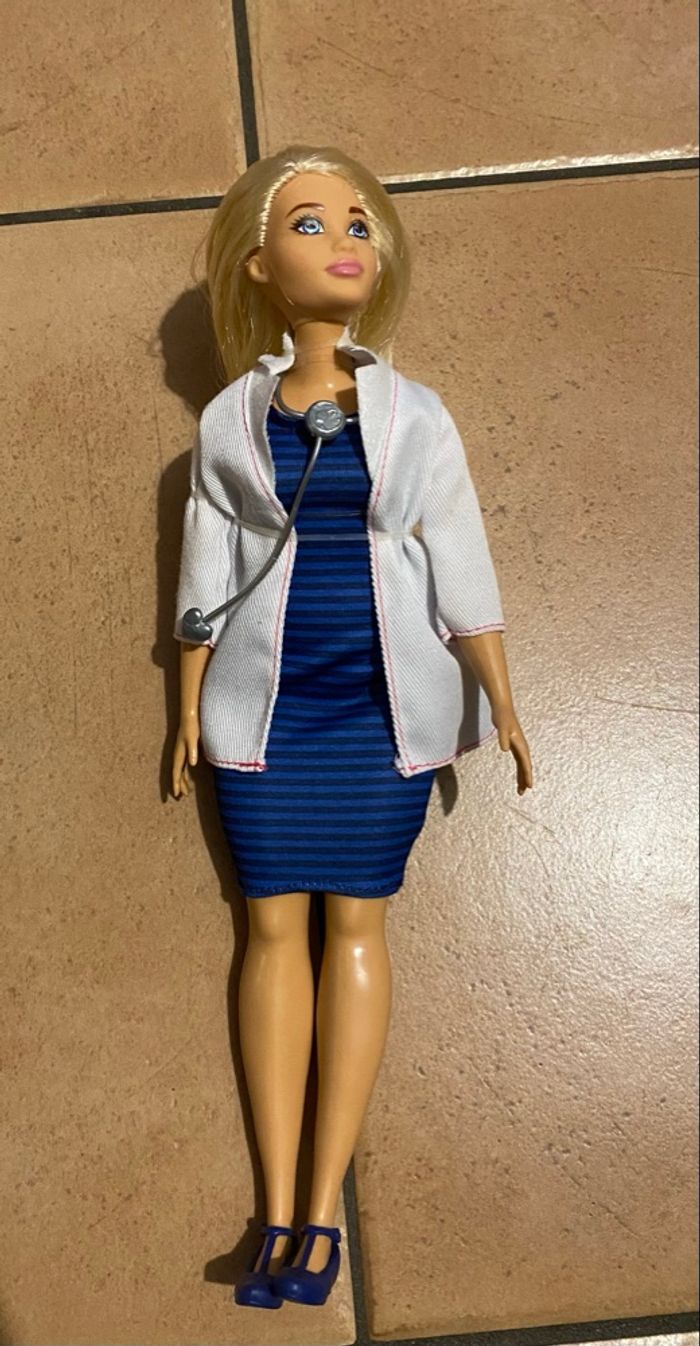 Barbie docteur