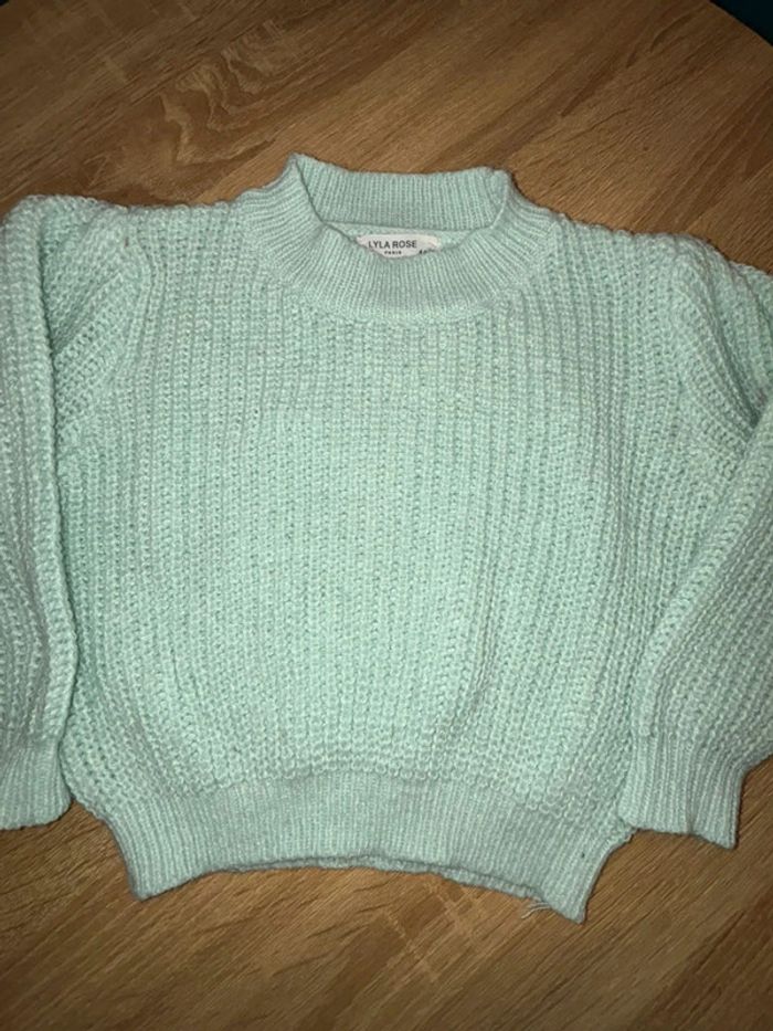 Très joli pull enfant fille 4 ans - photo numéro 2