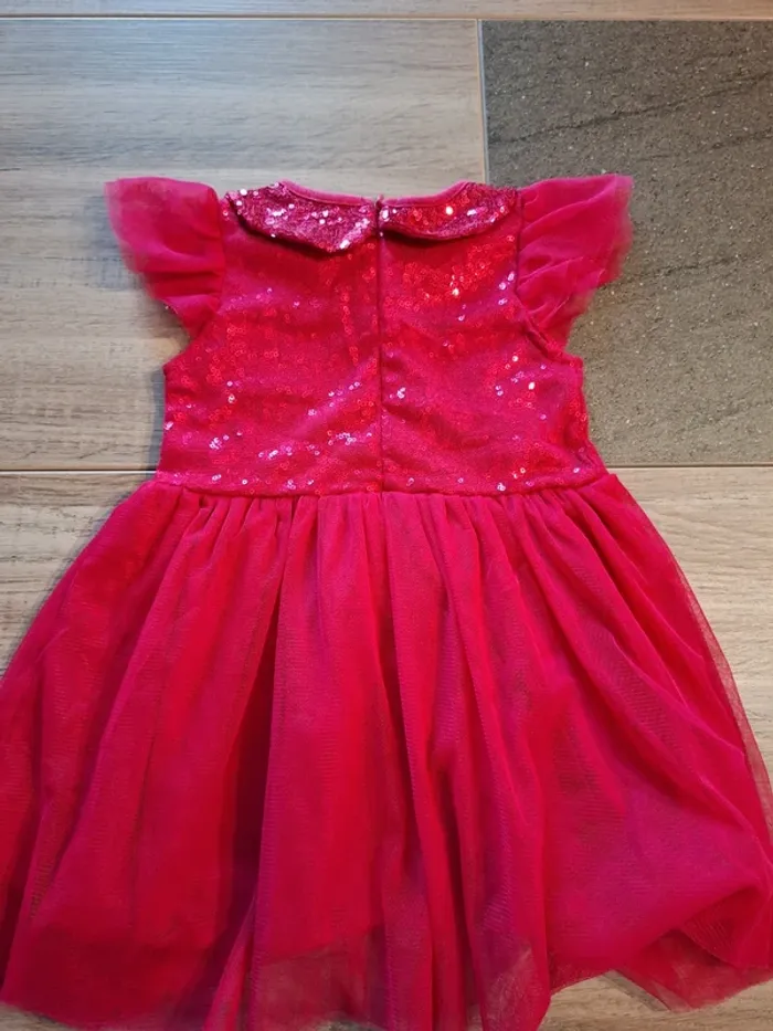 Robe paillettes fushia - photo numéro 5