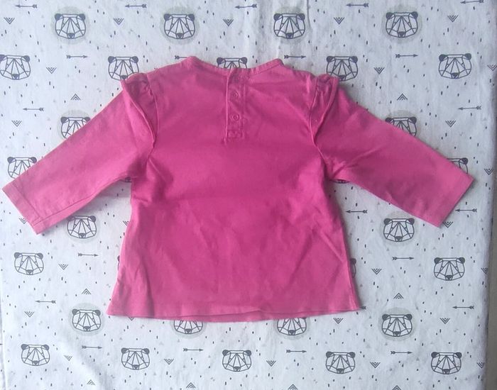 Tee-shirt manches longues taille 9 mois - photo numéro 2