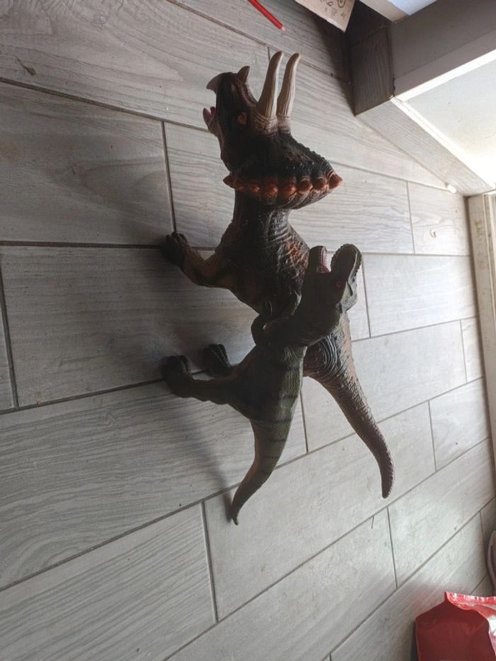 Dinosaures - photo numéro 3