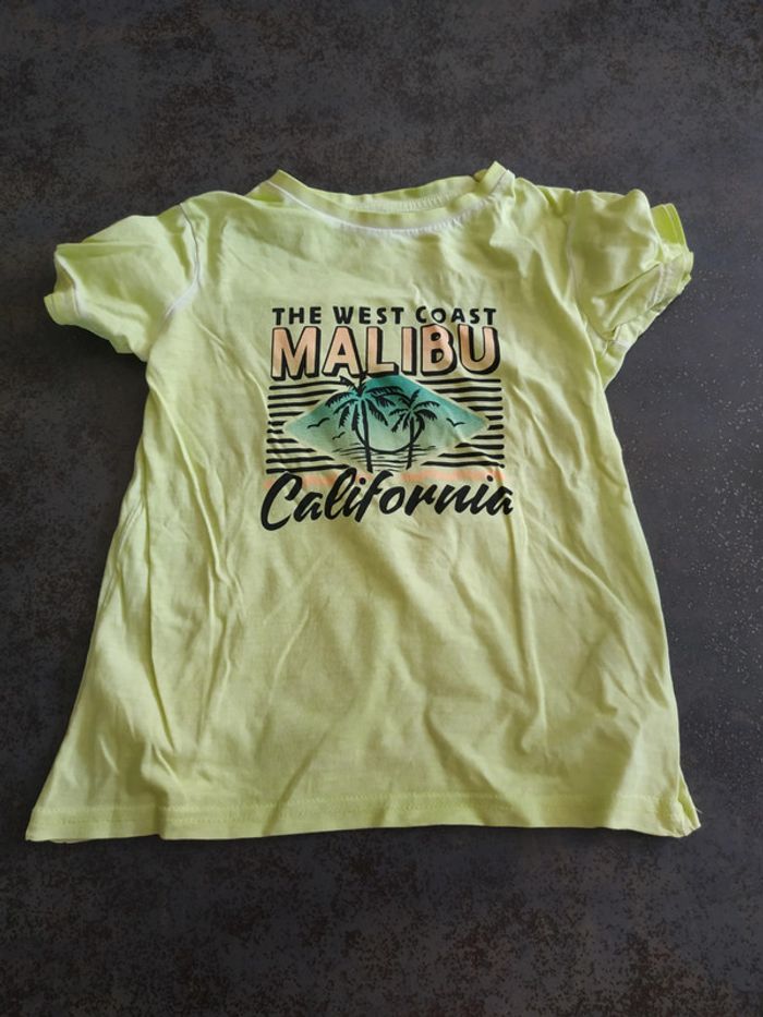 Tee shirt 5/6 ans