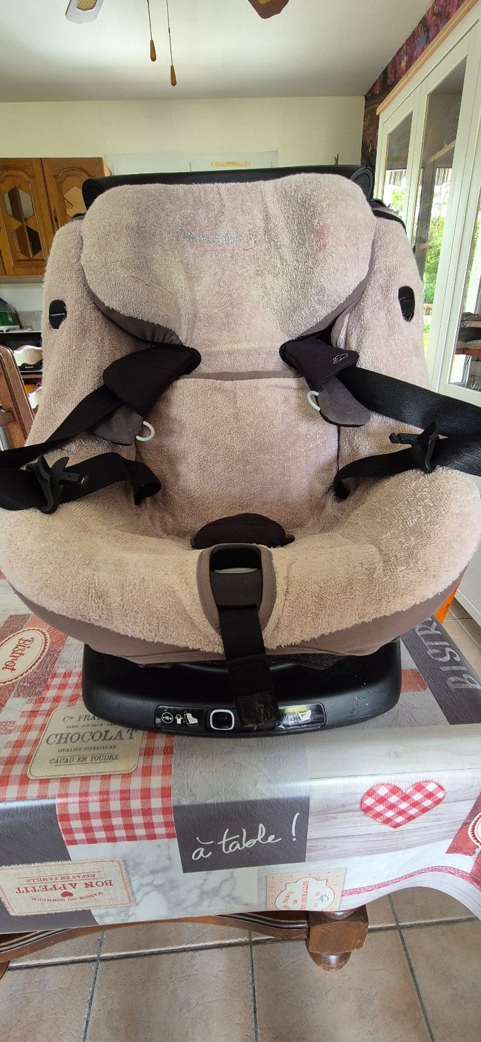 Siège auto - photo numéro 2
