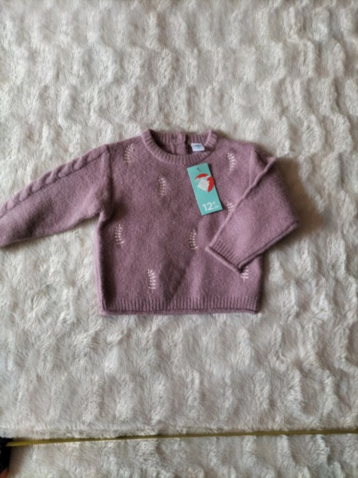 Joli pull rose foncé