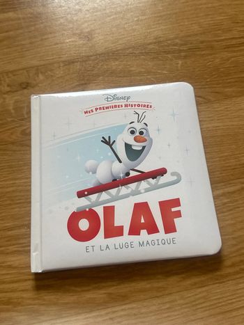 Livre mes premières histoires Olaf et la luge magique