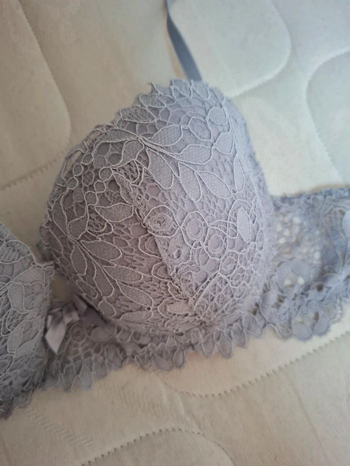 Soutien gorge ampliforme 85b Etam couleur lilas - photo numéro 4
