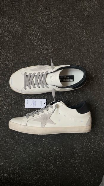 Golden Goose Superstars  Noir pour Homme Taille 42