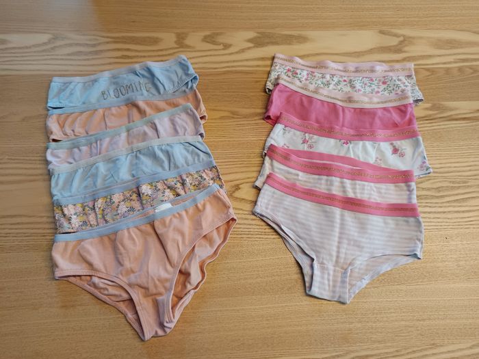 Lot de 11 culottes TAO 6 ans