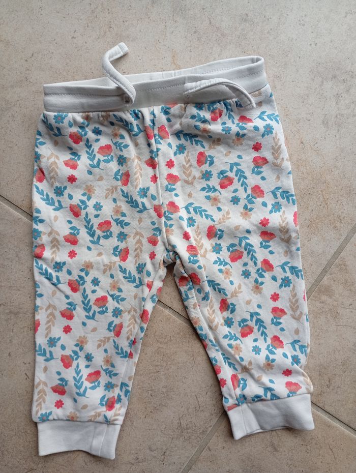 pantalon fleuri - photo numéro 2