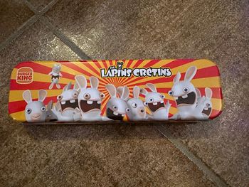 Trousse métal Lapins Crétins et stickers