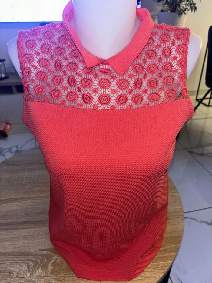 Haut femme taille M en excellent état