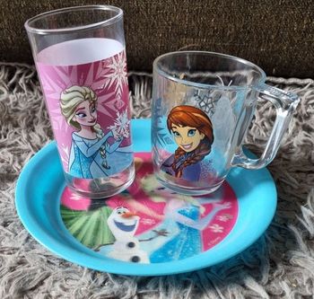 Lot vaisselles reine des neige 3pieces