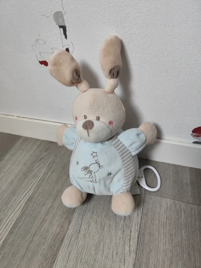 Doudou musical bleu
