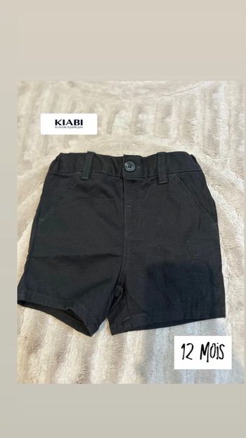 Short Kiabi taille 12 mois