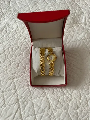 Coffret montre femme + bracelet