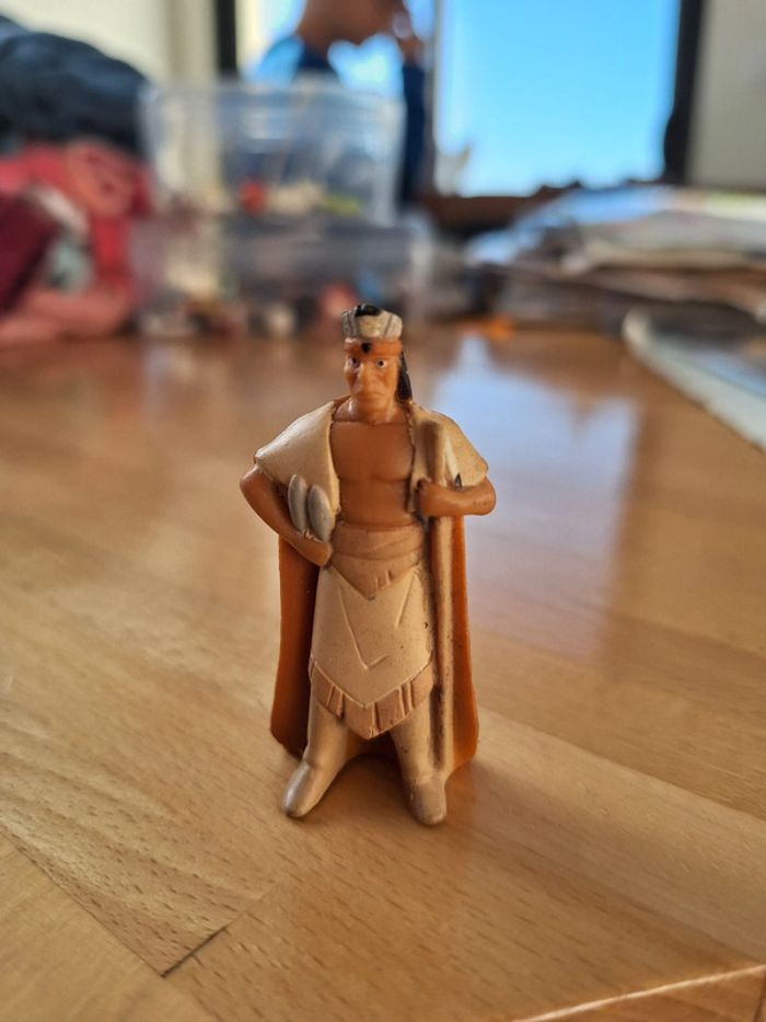 Figurine Powhatan Pocahontas - Nestlé 1995