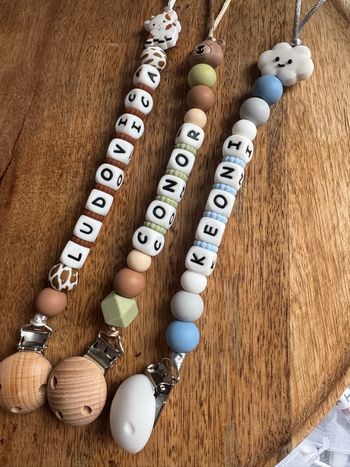 Attache tétine à personnaliser 