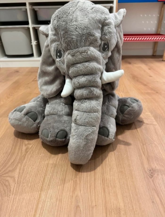 Peluche éléphant IKEA