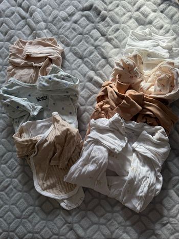 lots pyjamas et bodies