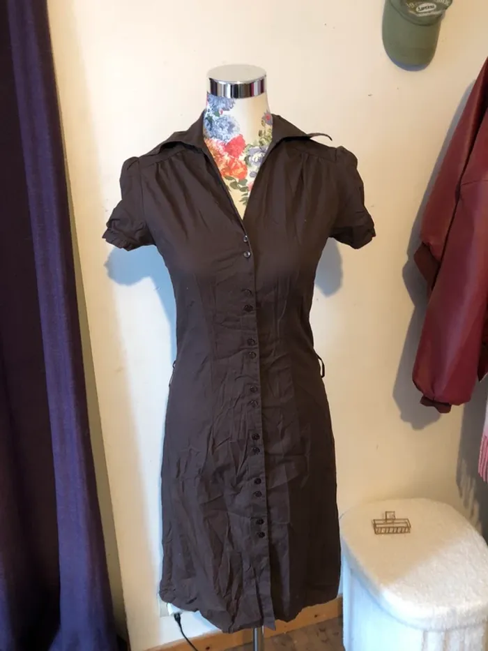 Robe marron - photo numéro 4