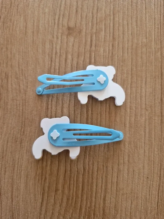 Lot 2 barrettes bleu – personnage Stitch Neuve - photo numéro 3
