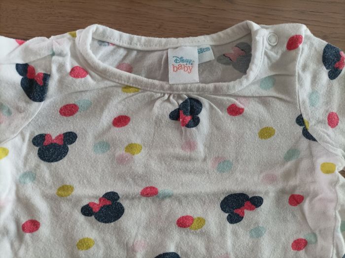 Lot n°152 T-Shirt Manches longues Disney Baby 6 mois - photo numéro 3