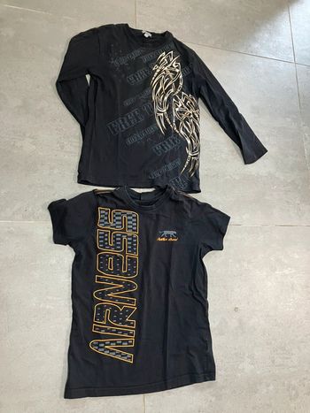 Lot 2 t shirts 8 ans