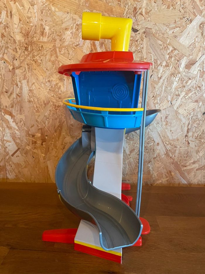 Idée Cadeau 🎁 Tour de Controle Spin Master Pat Patrouille avec blason sonore et lumineux - photo numéro 7