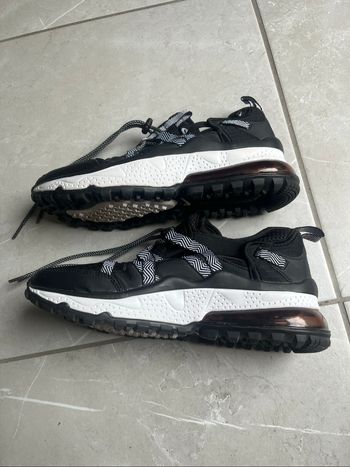 Nike air