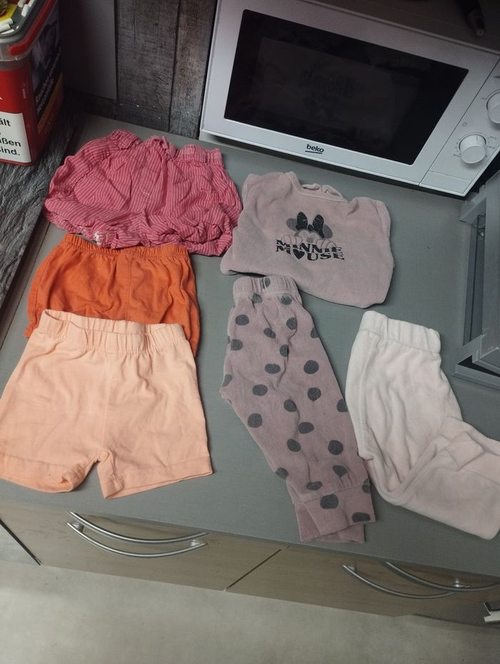 Lot vêtement fille 12 mois fille - photo numéro 2