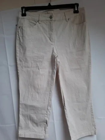 Pantacourt taille 40