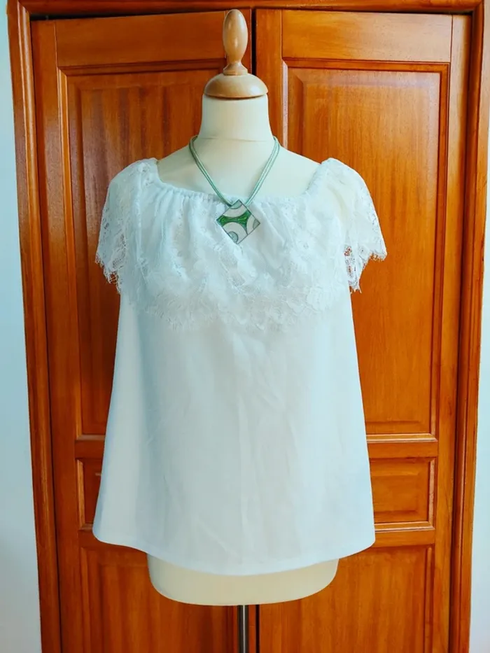 Haut blanc femme dentelle neuf 38 M Ardene style Vintage - photo numéro 2