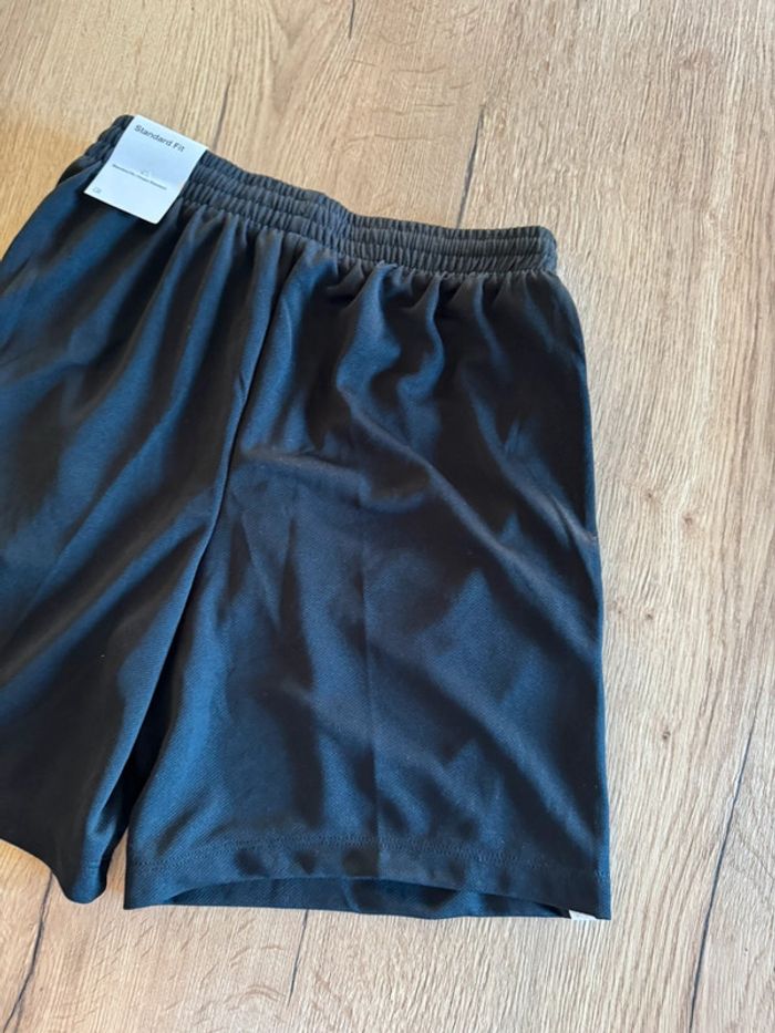 Short Nike dri-fit taille M 10-11 + ans neuf avec étiquettes - photo numéro 12