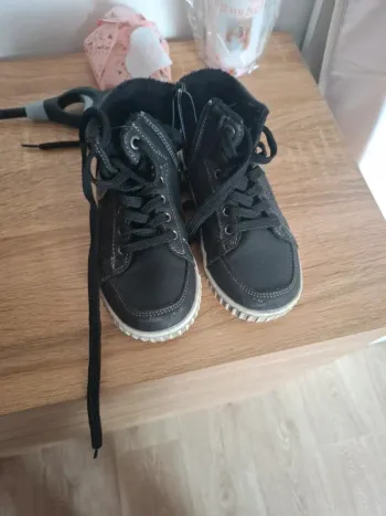 Chaussure 28