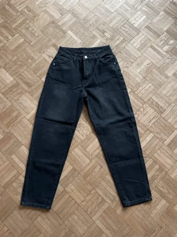 Jean noir taille haute excellent état 🔥