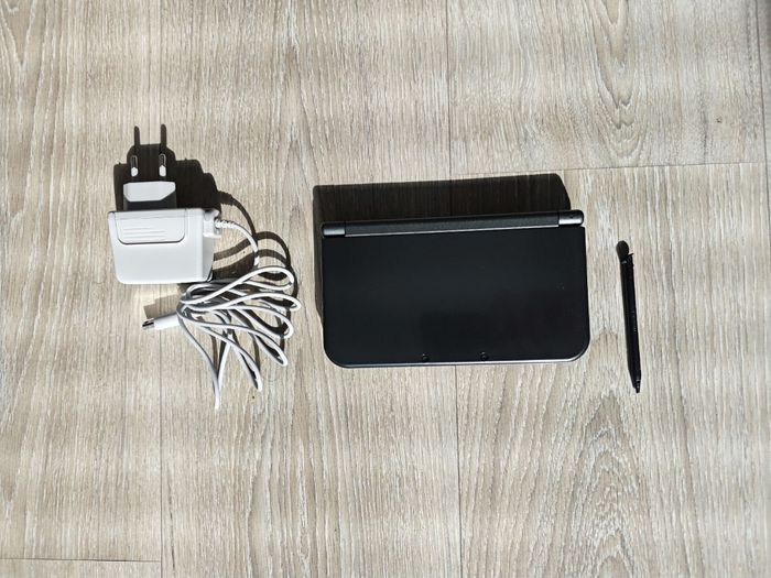 New Nintendo 3ds xl - photo numéro 3